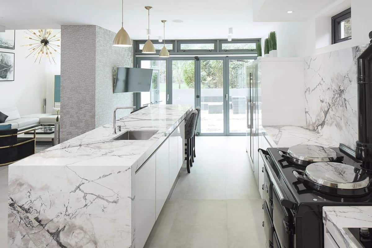 Monochrome Tones, Ponte Vechia Marble detail, fabricated and installed by Miller Brothers Stone
