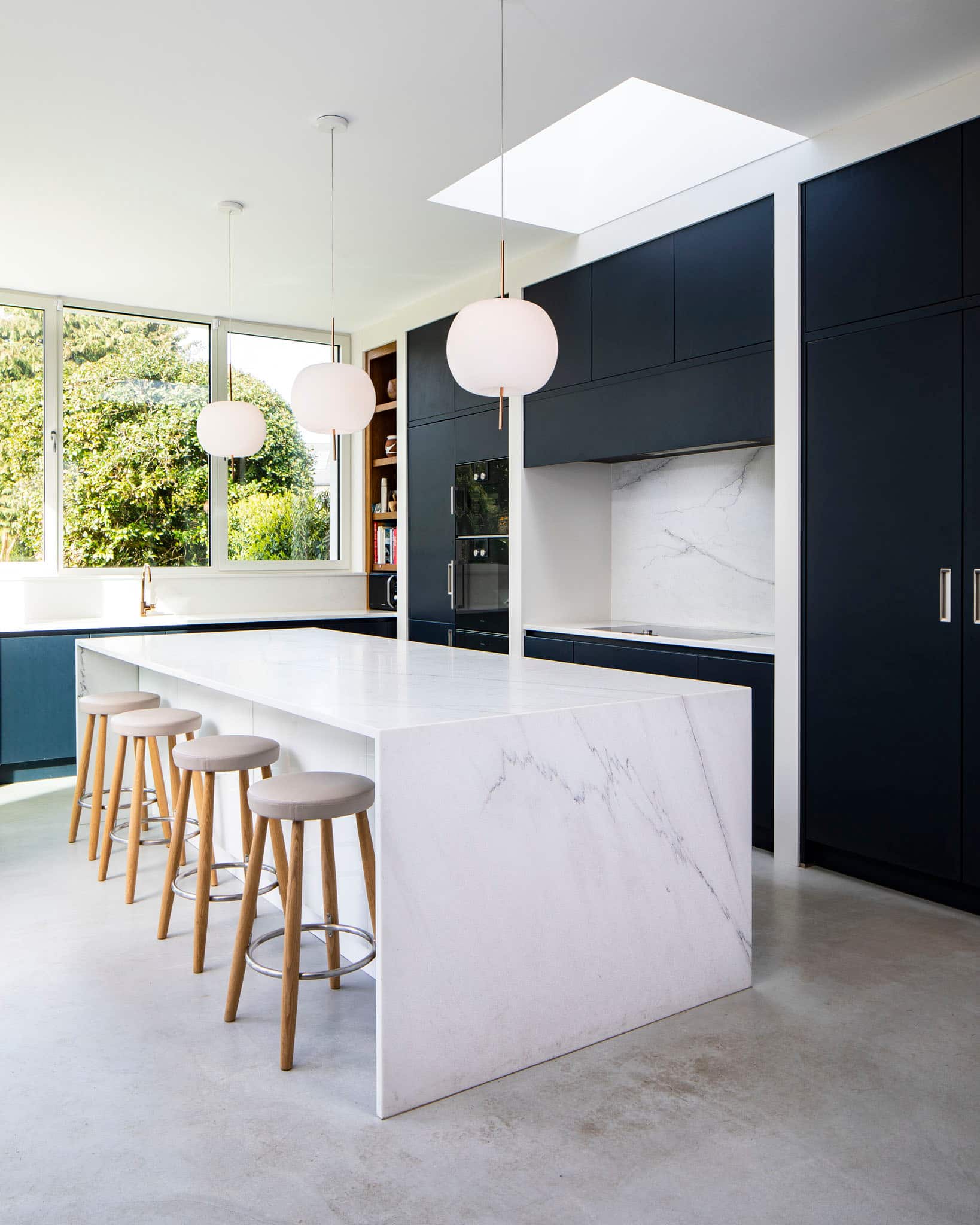 Calacatta Lincoln Marble, Miller Brothers Stone (2)